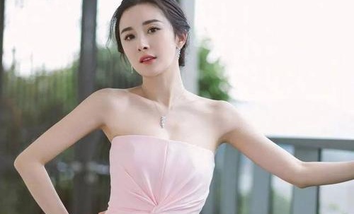 杨幂被造谣养小鬼事件始末细节杨幂当初得罪周迅赵薇借此转运